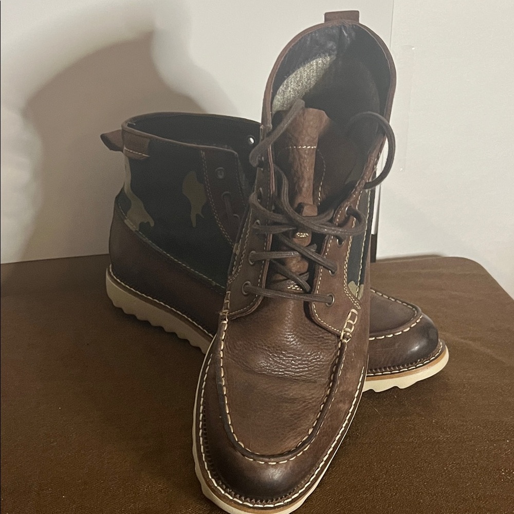 😄Leather Johnston & Murphy canvas camo boots 10